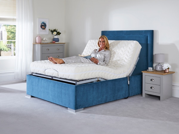 https://willowbrook.co.uk/wp-content/uploads/adjustable-beds-arthritis-600x450-1.jpg